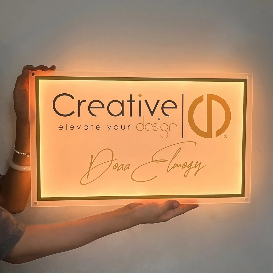 Custom Acrylic Signs Business  - Home Cinema Logo recension och pris